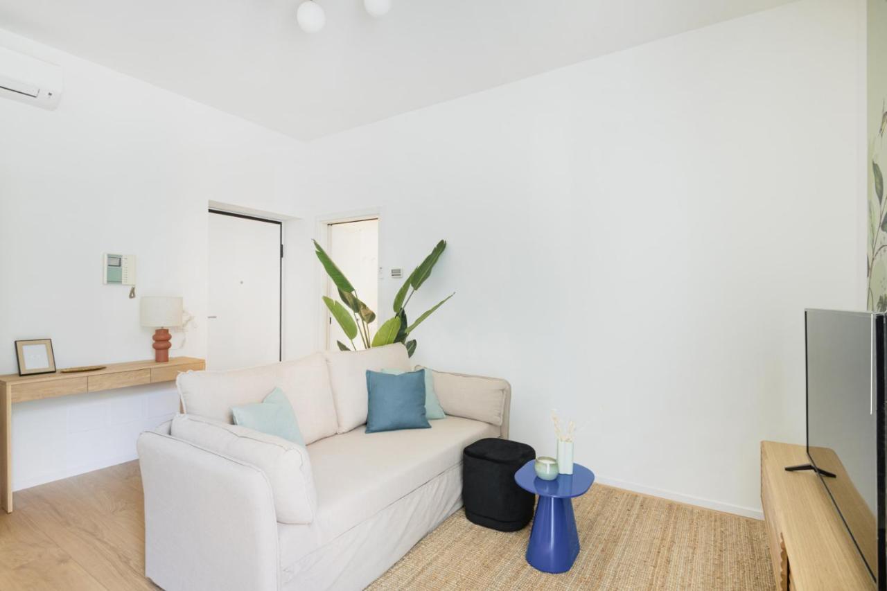 Easylife - Romantico Appartamento Sui Navigli Милан Экстерьер фото